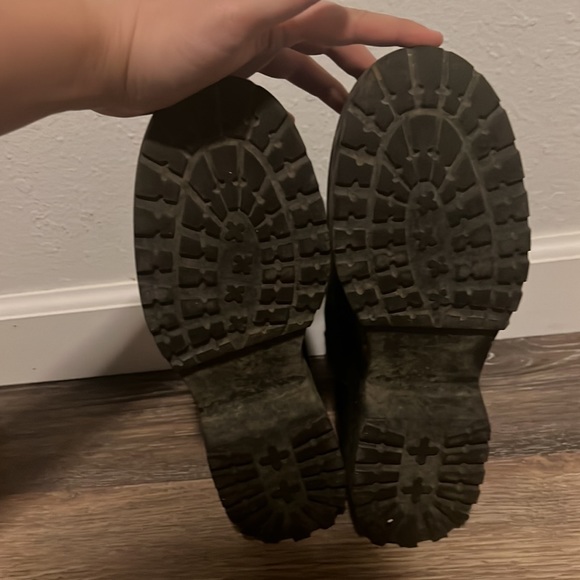 Steve Madden Trap Black Booties - Picture 6 of 6